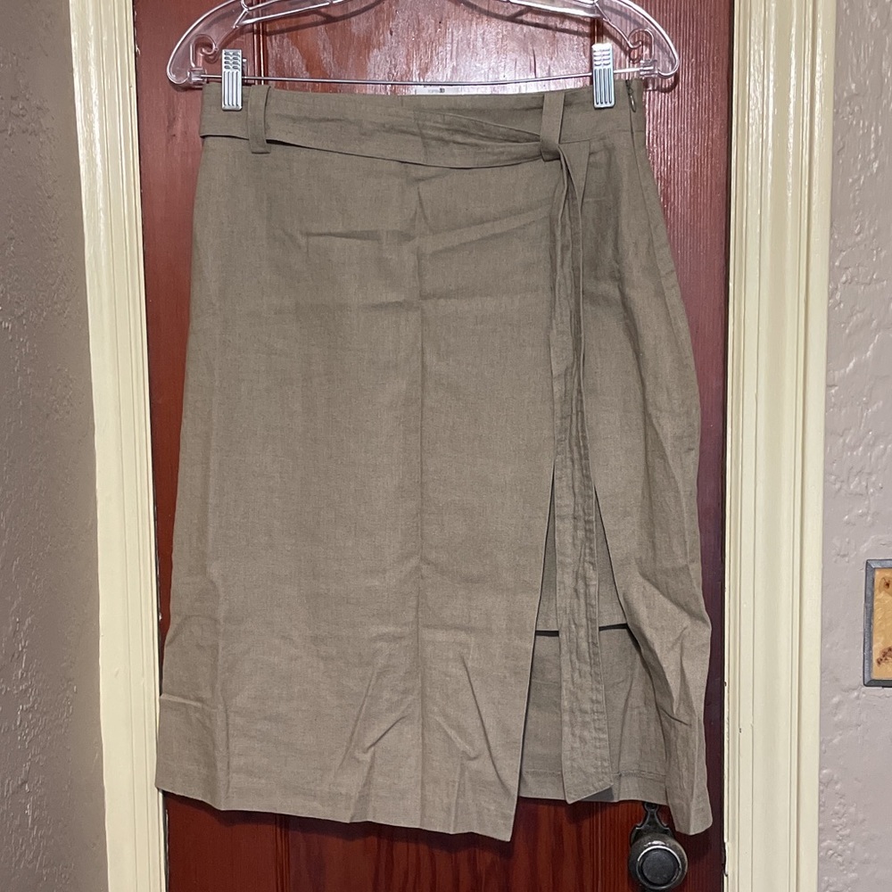 Iinen slit skirt